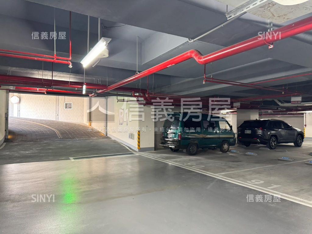 寓安靜謐三房平車房屋室內格局與周邊環境