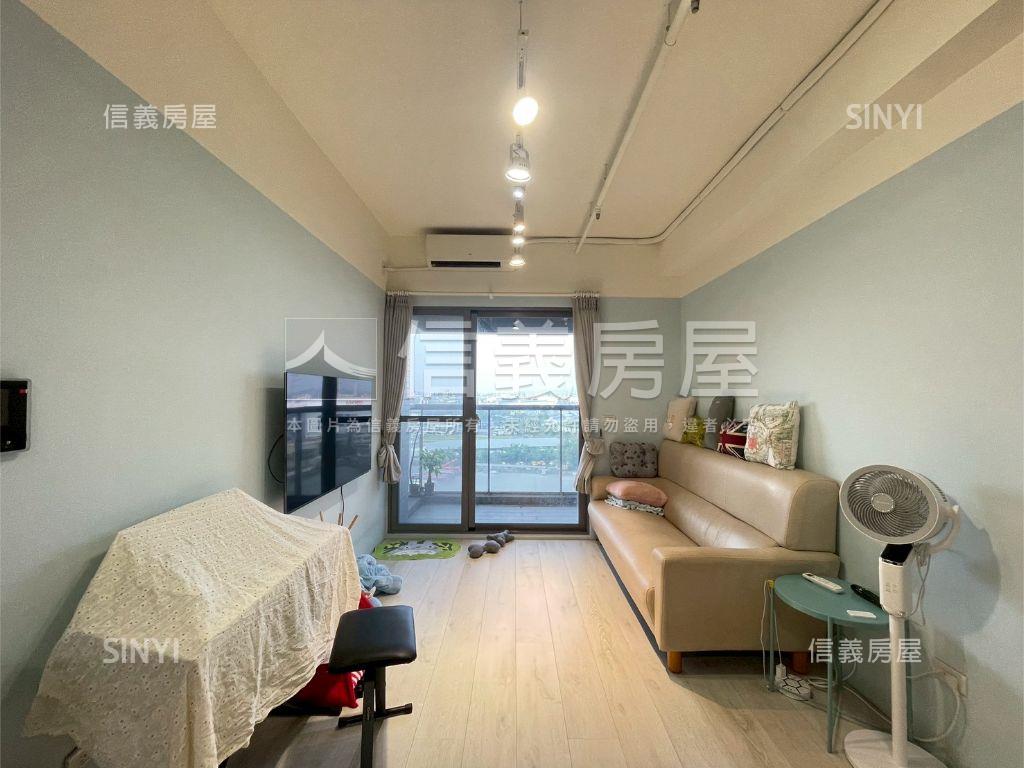 高鐵小清新兩房平車房屋室內格局與周邊環境