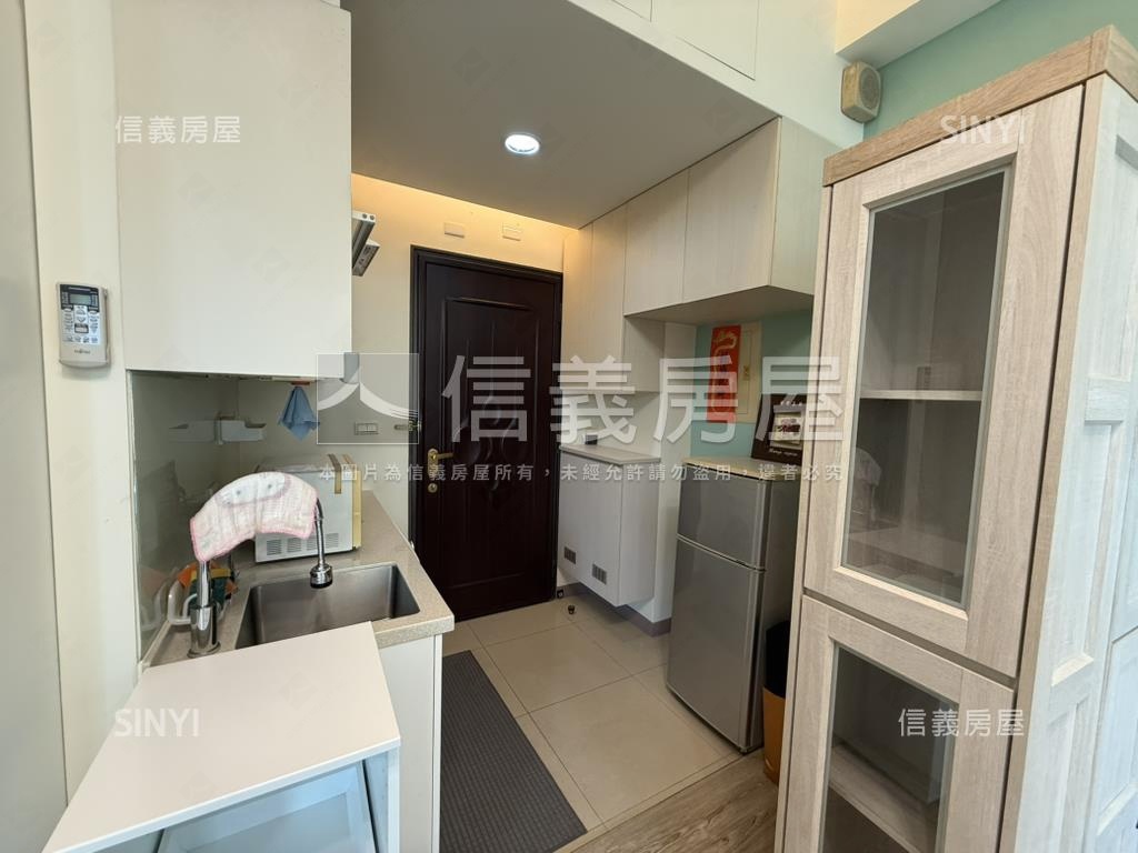 美裝菁棧採光棒房屋室內格局與周邊環境