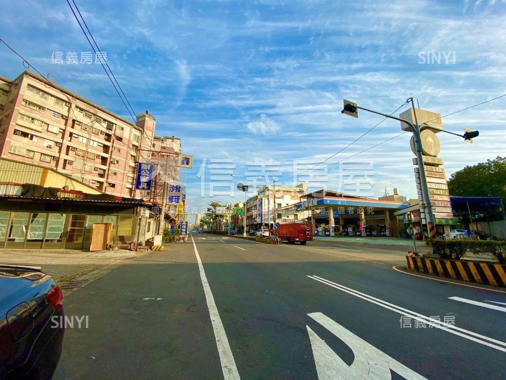 彰化交流道旁千坪廠辦房屋室內格局與周邊環境