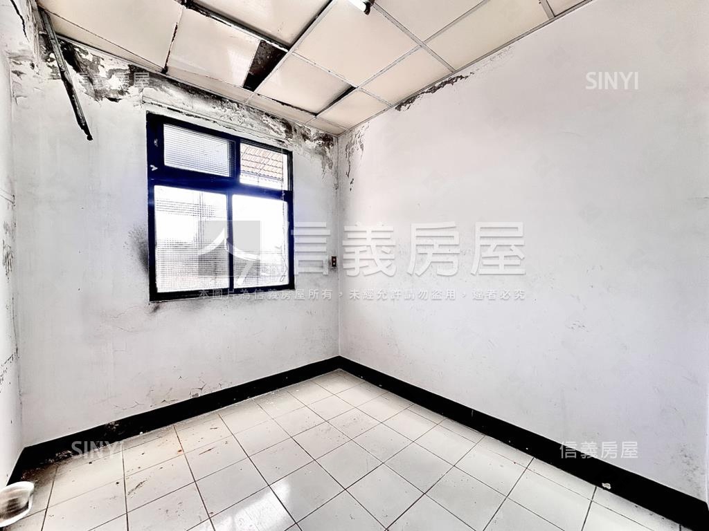 近捷運低總價方正美寓房屋室內格局與周邊環境