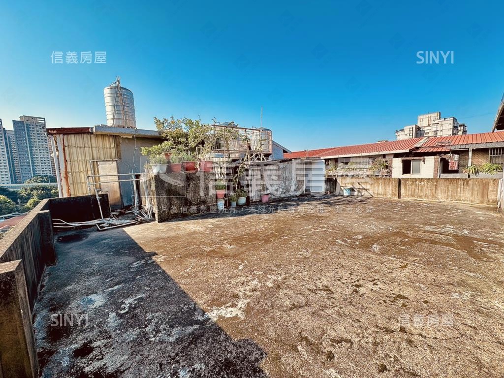 近捷運低總價方正美寓房屋室內格局與周邊環境