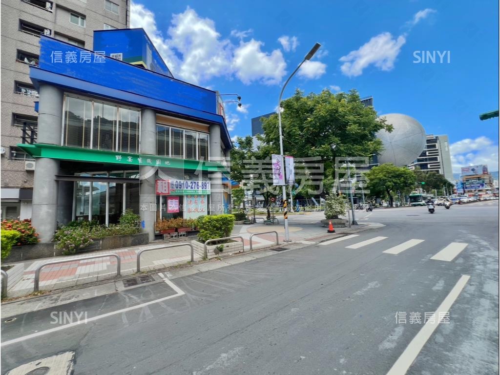 劍潭捷運．三角窗店面房屋室內格局與周邊環境