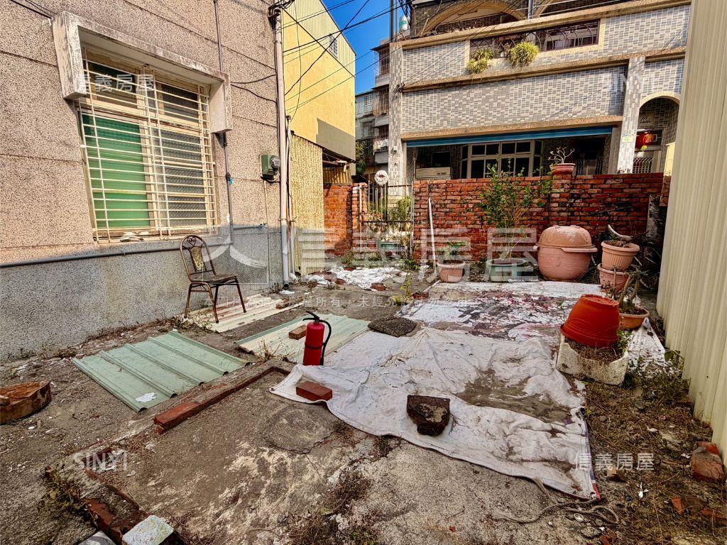 橋頭大地坪三面採光透天房屋室內格局與周邊環境