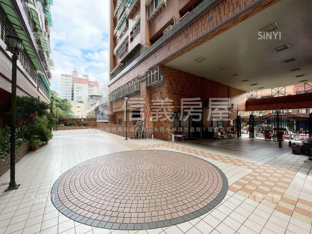 春風特區電梯很讚四房房屋室內格局與周邊環境