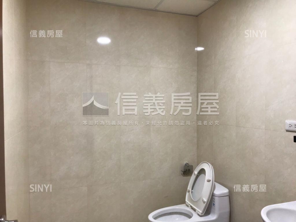金矽谷邊間辦公房屋室內格局與周邊環境
