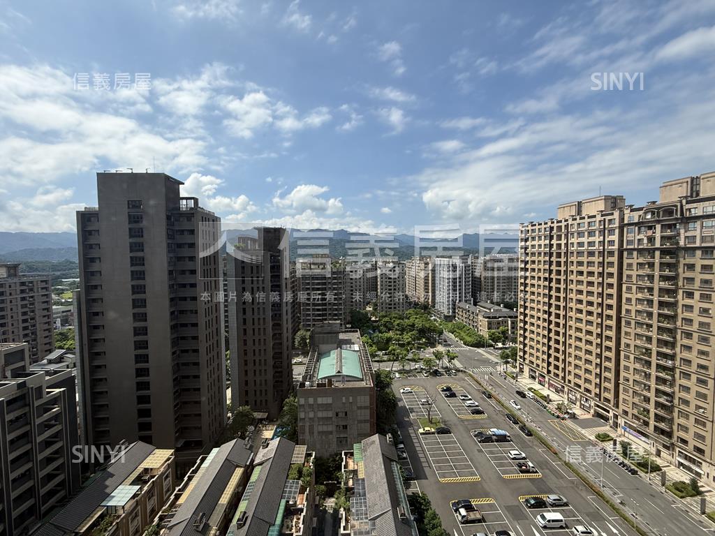 紫京城～朝南山景延綿房屋室內格局與周邊環境