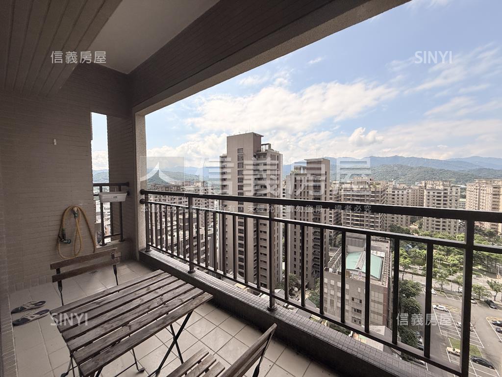 紫京城～朝南山景延綿房屋室內格局與周邊環境