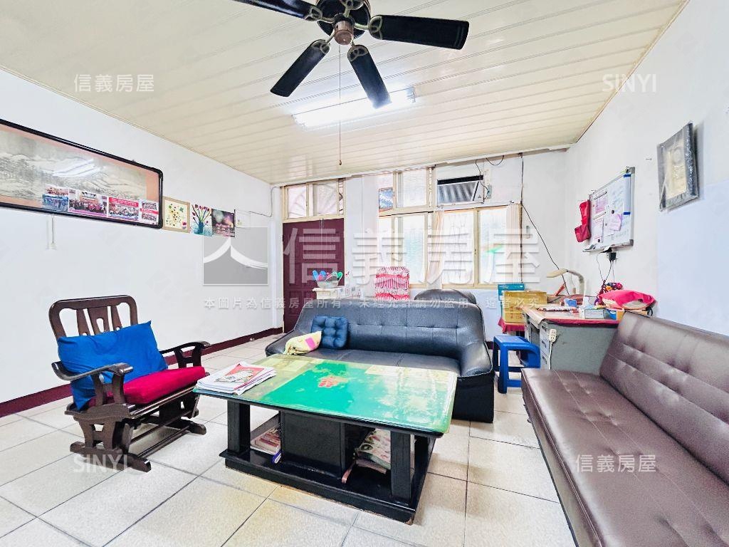 近中路溫馨透天房屋室內格局與周邊環境