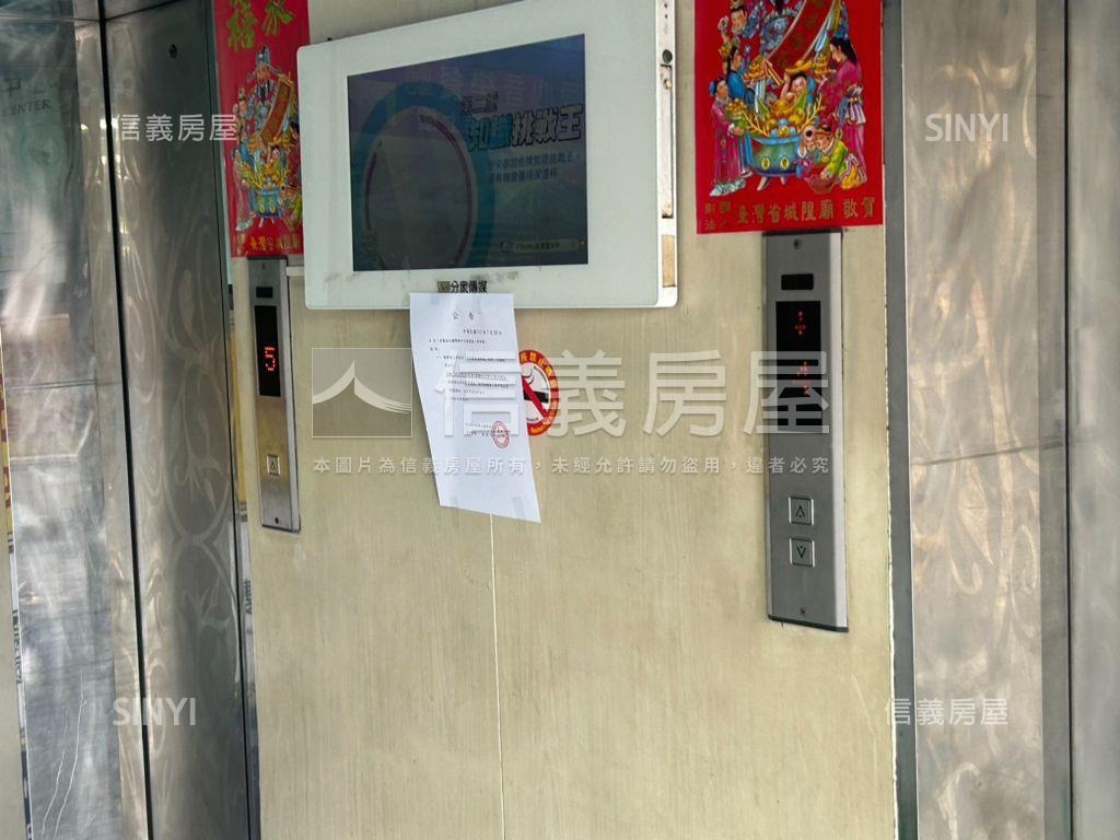 雙子星美食店面房屋室內格局與周邊環境