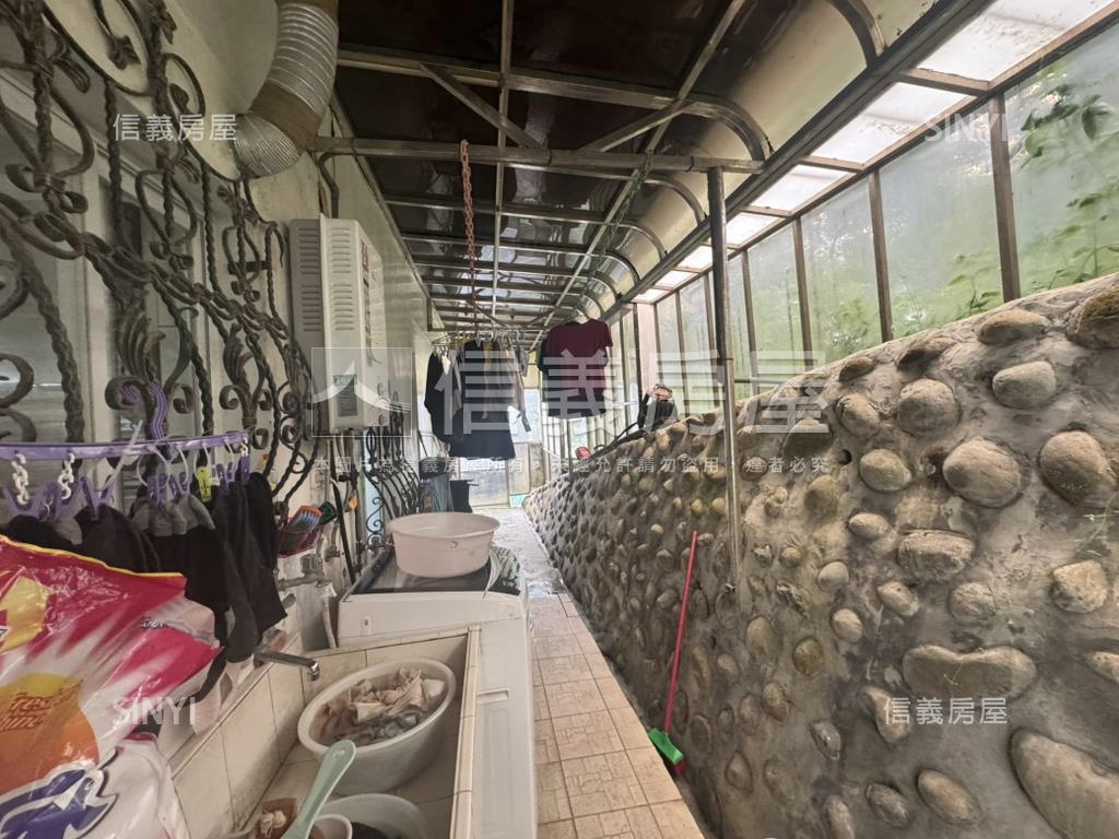 汐萬路鳥語花香透天房屋室內格局與周邊環境