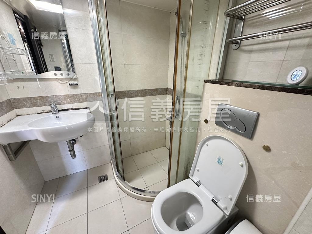 中正附小御品設籍房屋室內格局與周邊環境