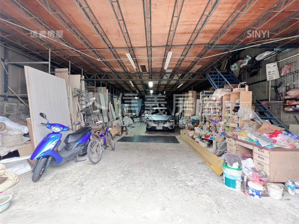 水湳經貿黃金大地坪店面房屋室內格局與周邊環境