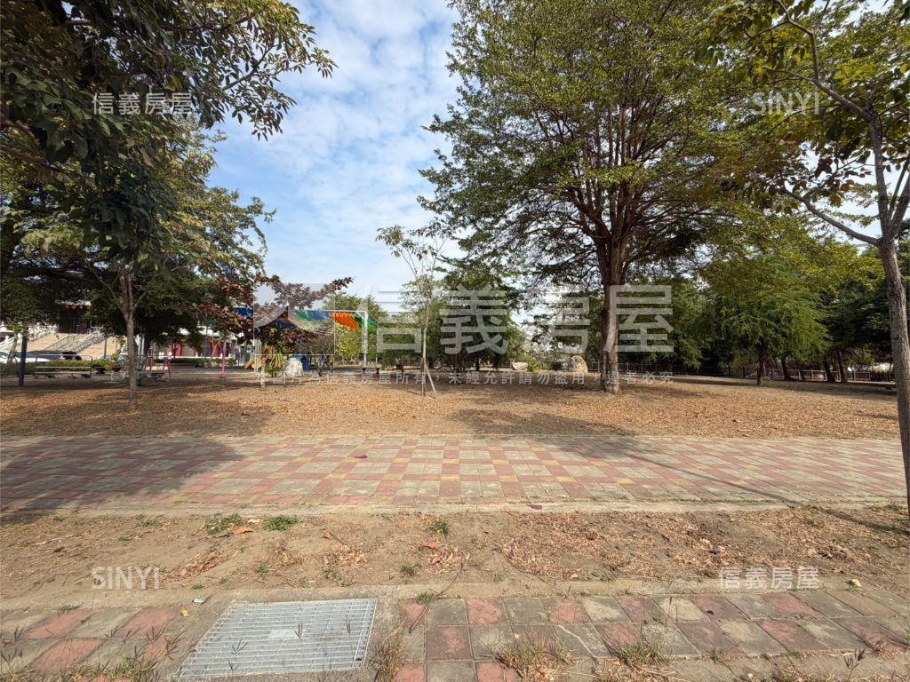 福灣寬庭７邊間露台平車戶房屋室內格局與周邊環境