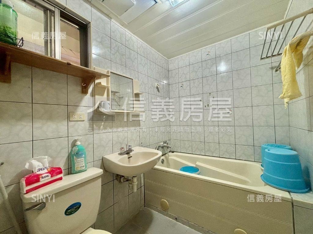 左營翠華便利高樓４房房屋室內格局與周邊環境