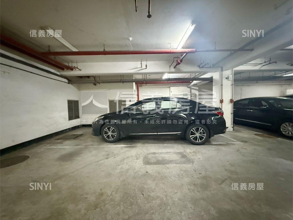 龍安商圈溫馨大三房車位房屋室內格局與周邊環境