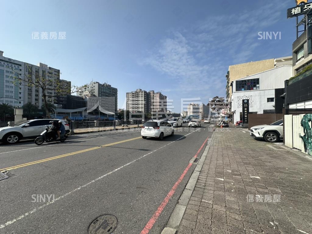 安平路正路面雙面臨路土地房屋室內格局與周邊環境