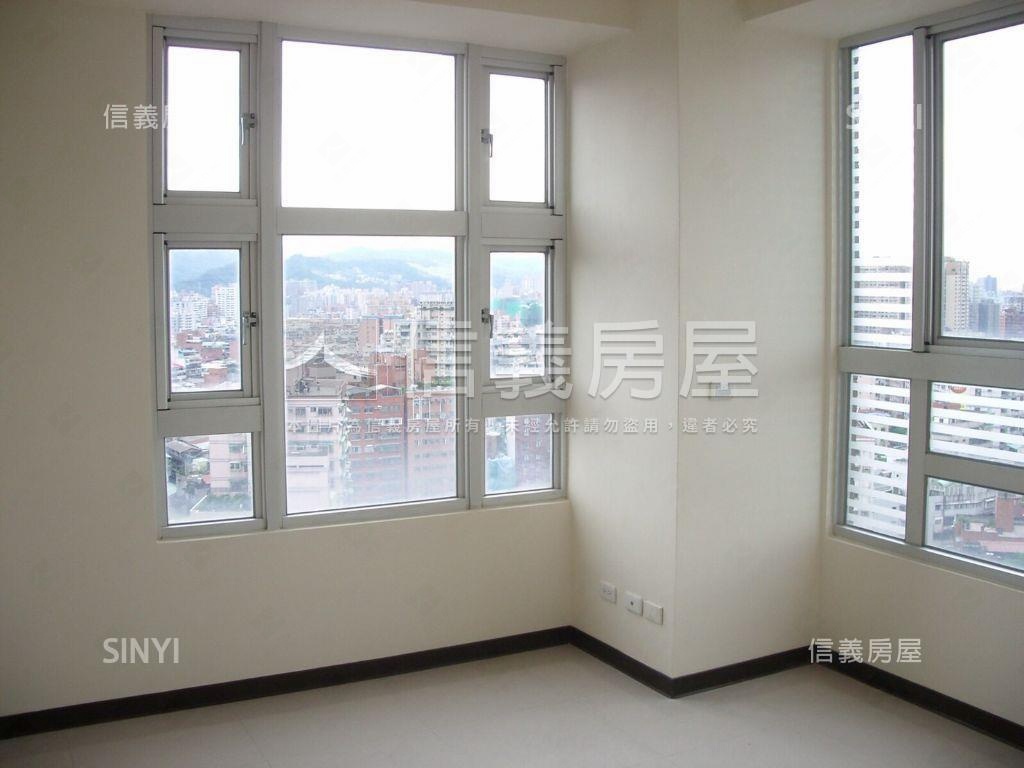 捷運分構～鋼骨景觀４房房屋室內格局與周邊環境