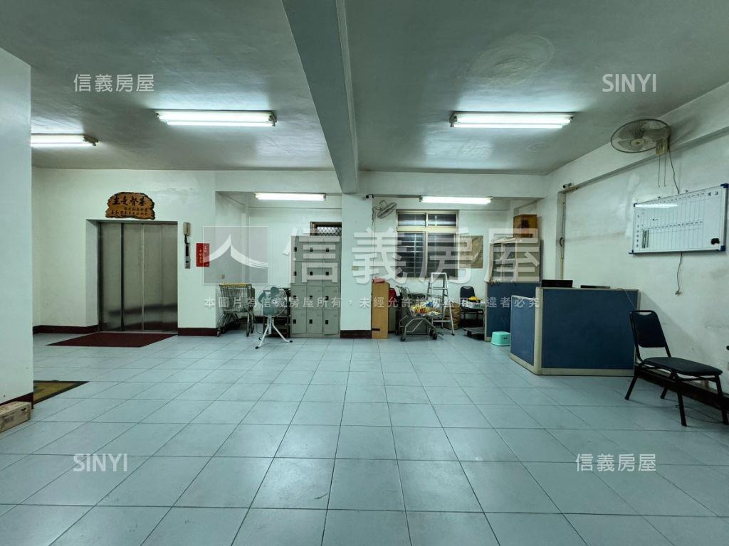 稀有釋出面寬企業總部房屋室內格局與周邊環境