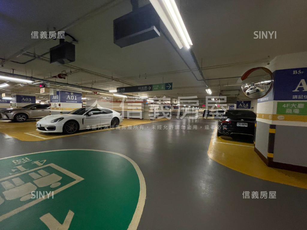 遠雄Ｕ－ＴＯＷＮ附車位房屋室內格局與周邊環境