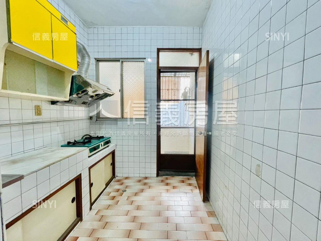 景安雙陽台３房美宅房屋室內格局與周邊環境