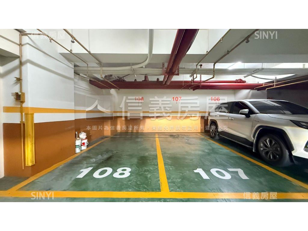 ★樓中樓★北屯四房雙車位房屋室內格局與周邊環境