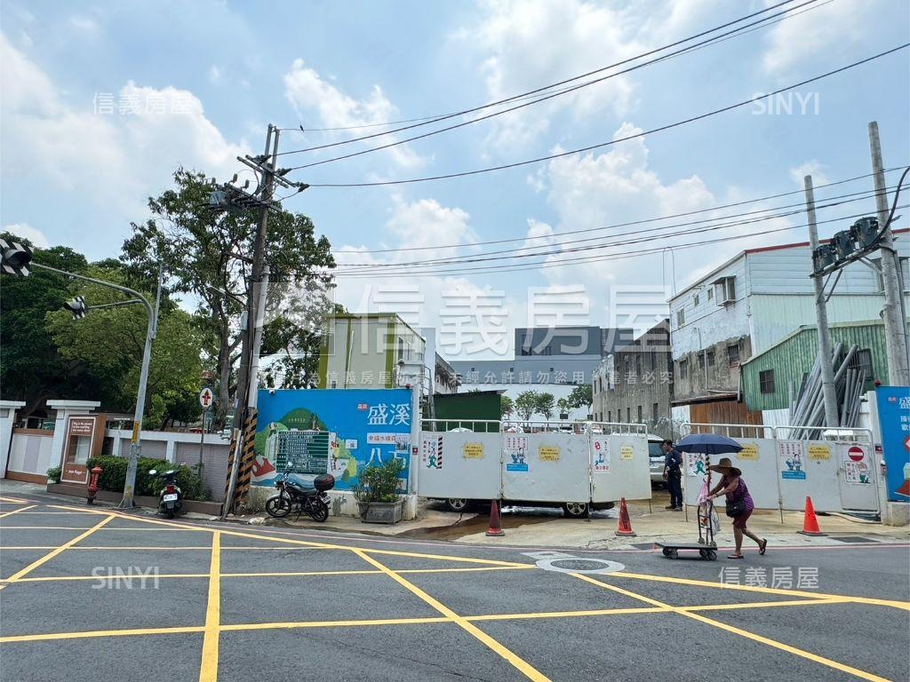 盛溪八方三房車位房屋室內格局與周邊環境