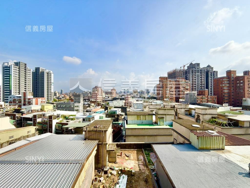 益展城心高樓層三房車位房屋室內格局與周邊環境