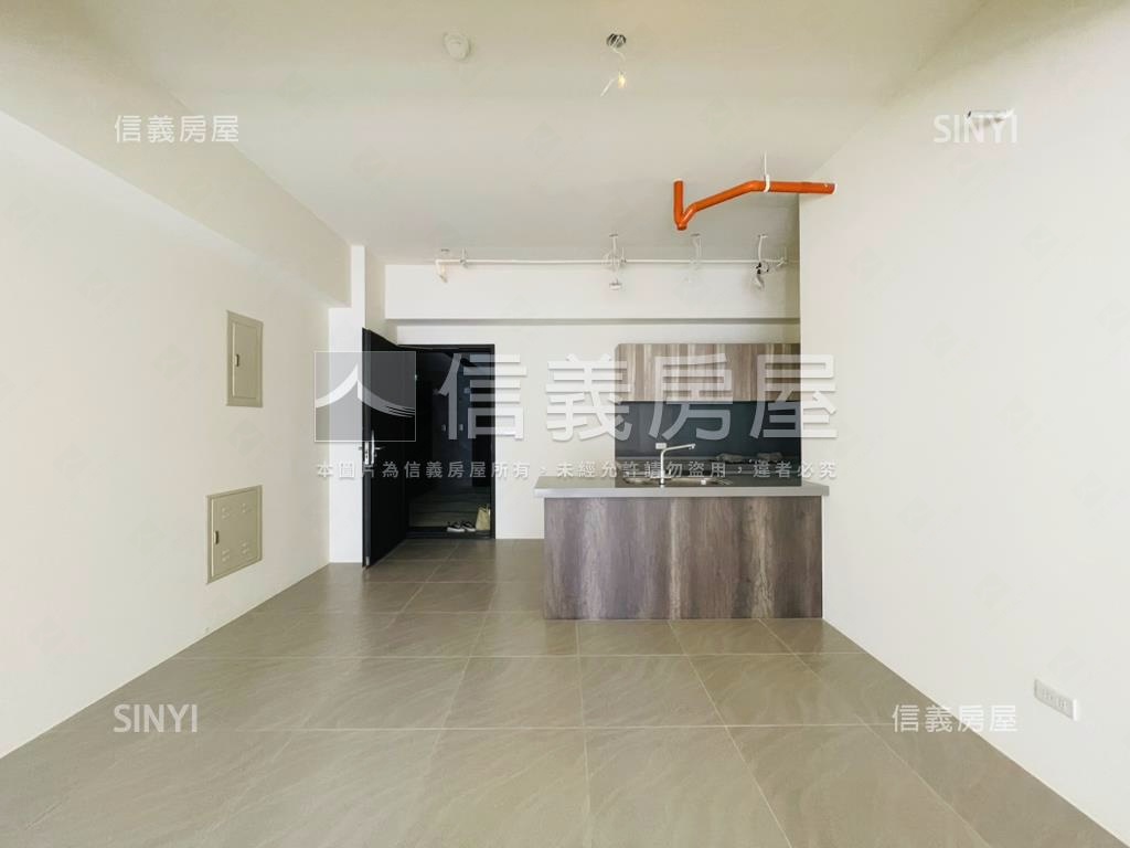 明新首席２中高樓釋出啦房屋室內格局與周邊環境