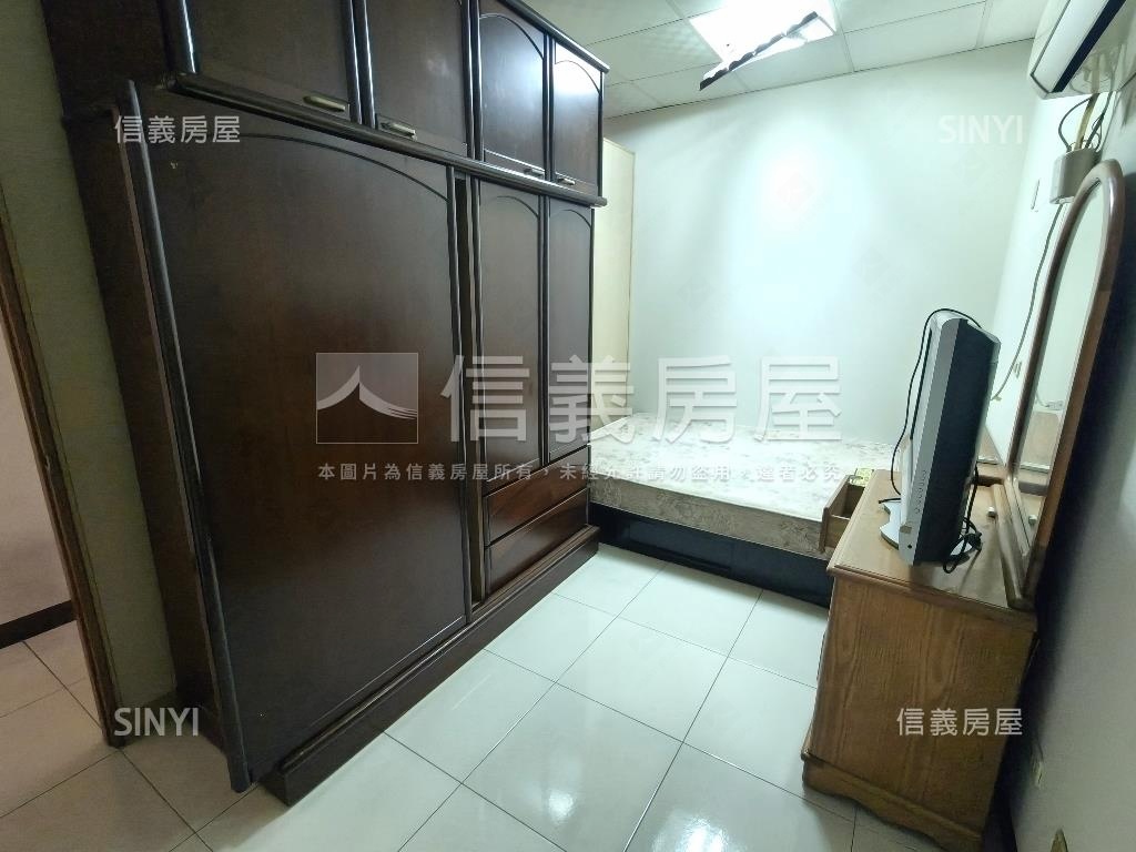 五福國中信義國小學區透天房屋室內格局與周邊環境