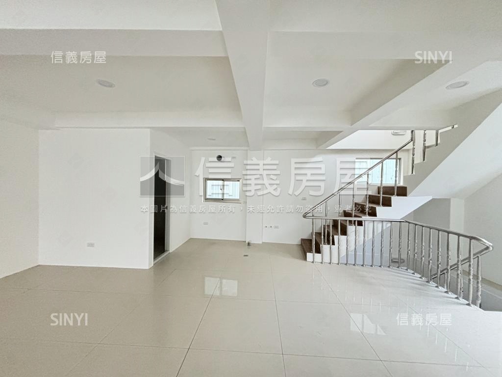 楓子林農會旁土地房屋室內格局與周邊環境
