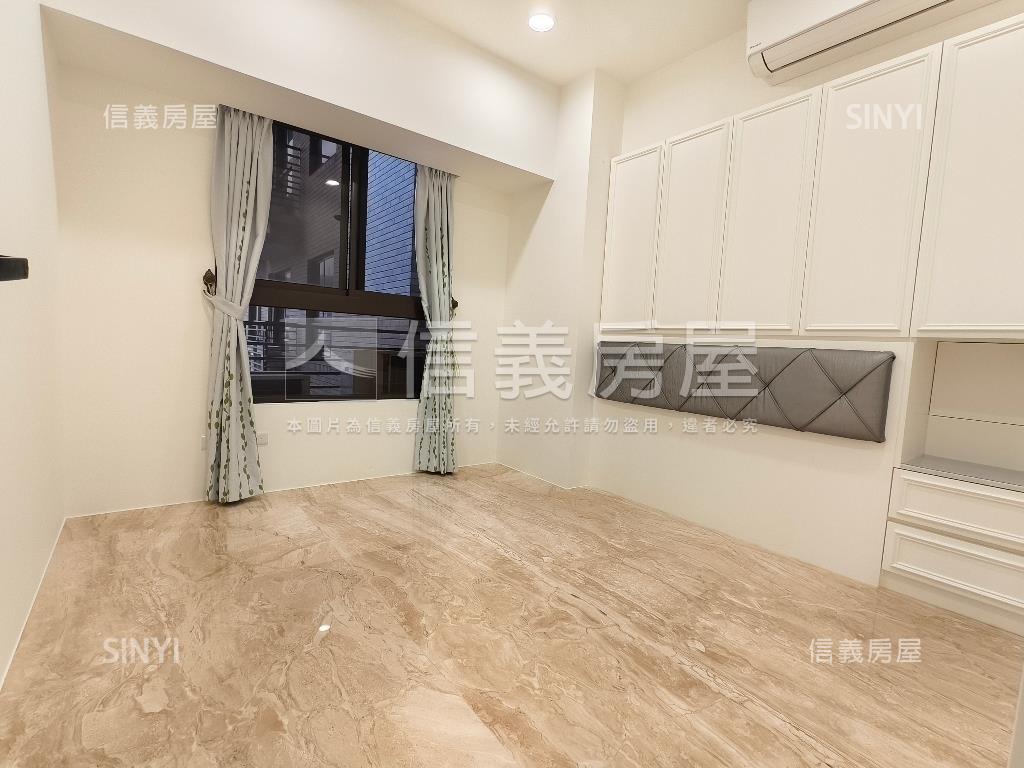 捷運躍境車位房屋室內格局與周邊環境