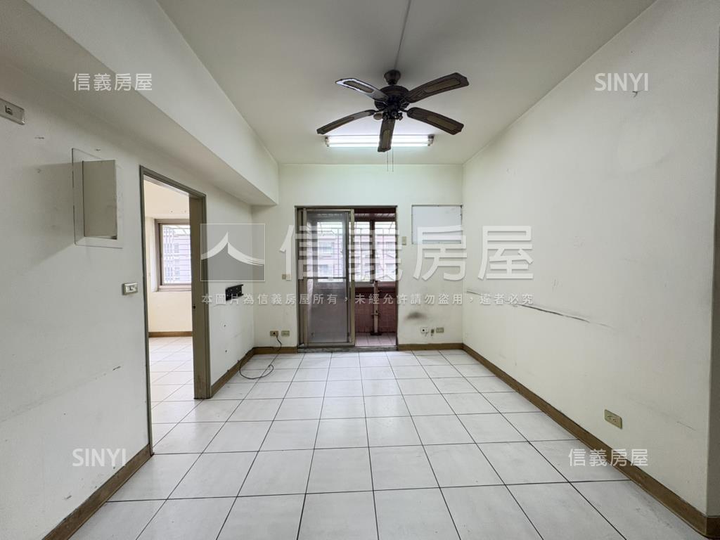 台北麗京三房車房屋室內格局與周邊環境