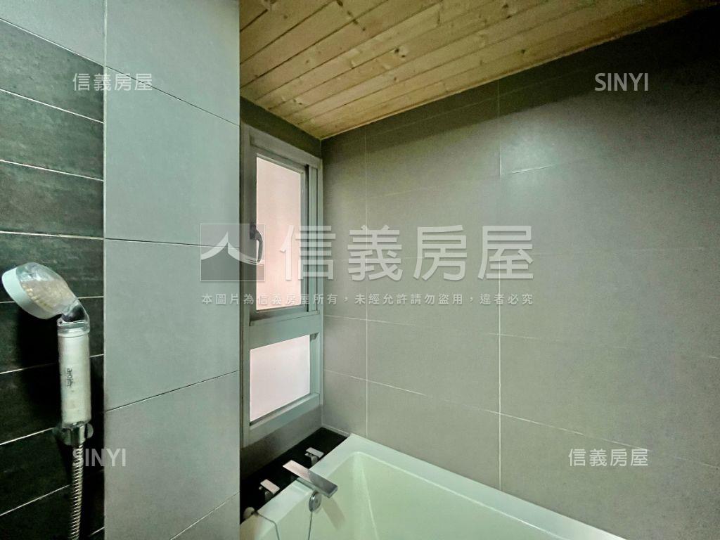 巨蛋近捷運大兩房平車房屋室內格局與周邊環境