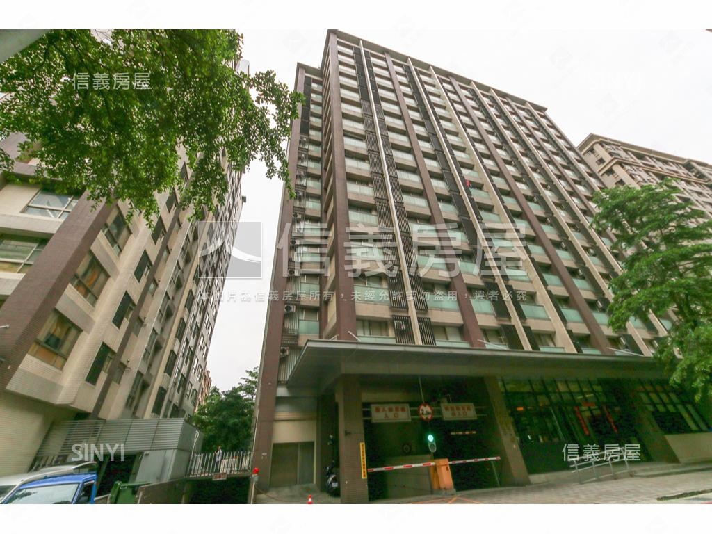 達人收租三套房房屋室內格局與周邊環境