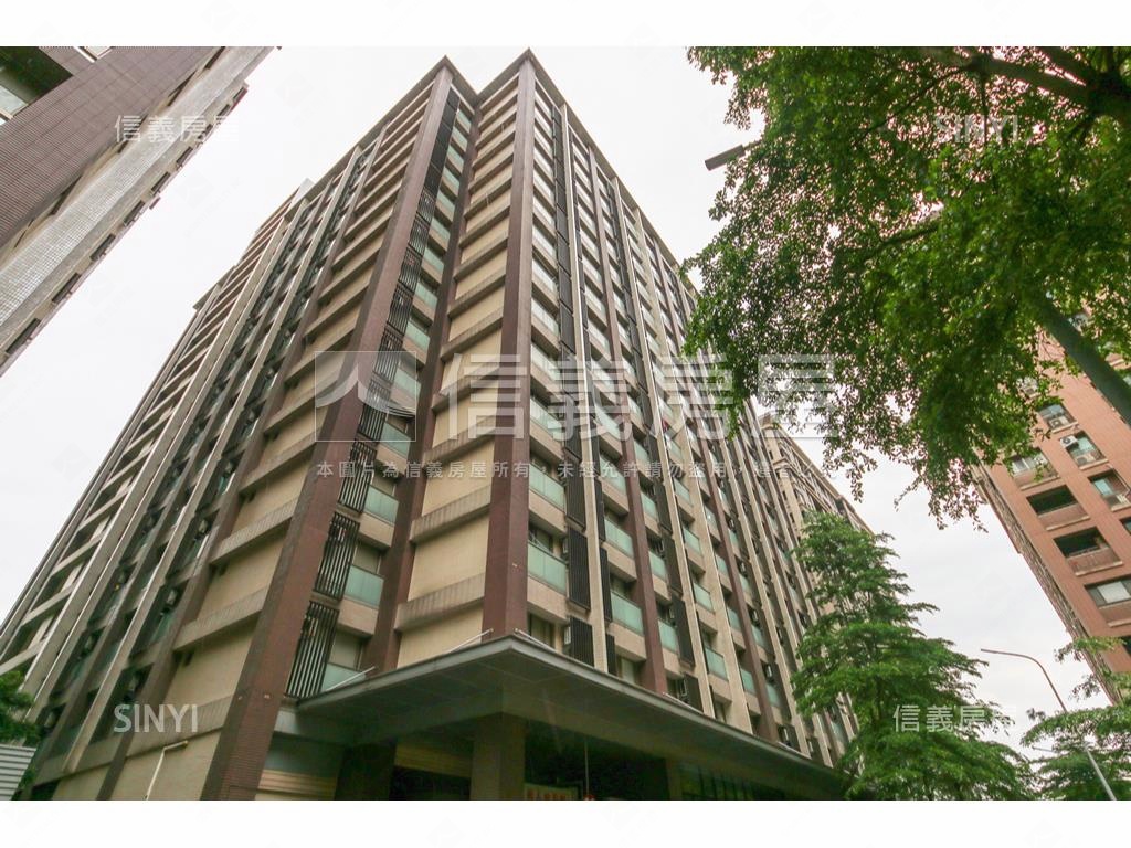 達人收租三套房房屋室內格局與周邊環境