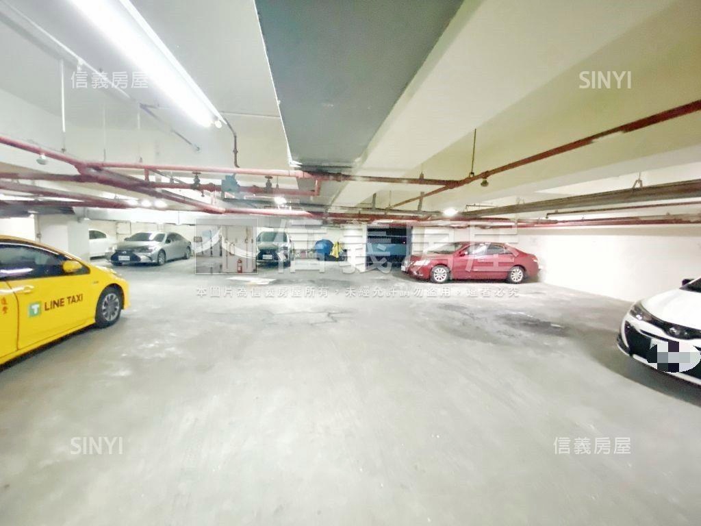 國華商業☆腳踩金庫商辦房屋室內格局與周邊環境