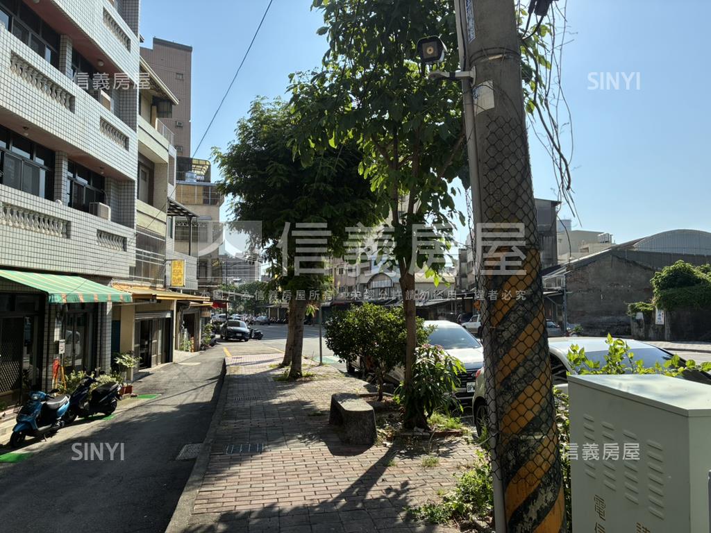 面彰化中學大面寬透天房屋室內格局與周邊環境