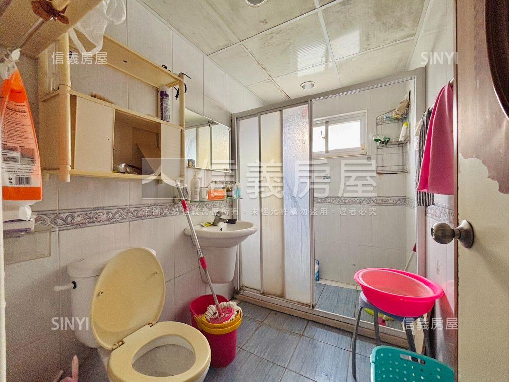右昌商圈前路後巷邊間透店房屋室內格局與周邊環境