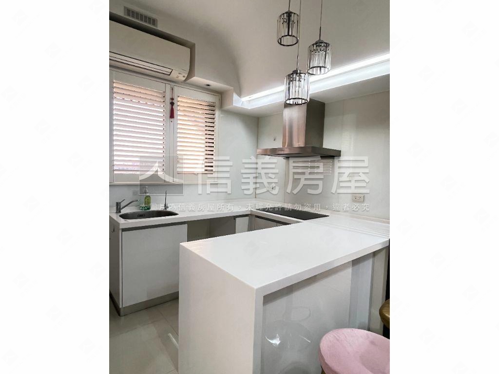 心世界時尚質感美屋房屋室內格局與周邊環境