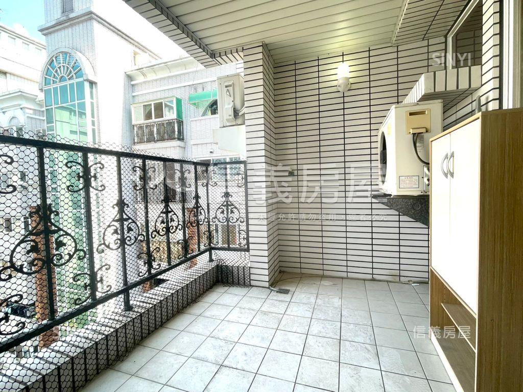 近中山醫四房平面車位房屋室內格局與周邊環境