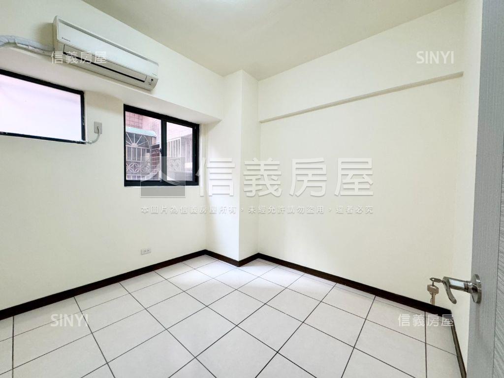 人情味面中庭舒適三房房屋室內格局與周邊環境