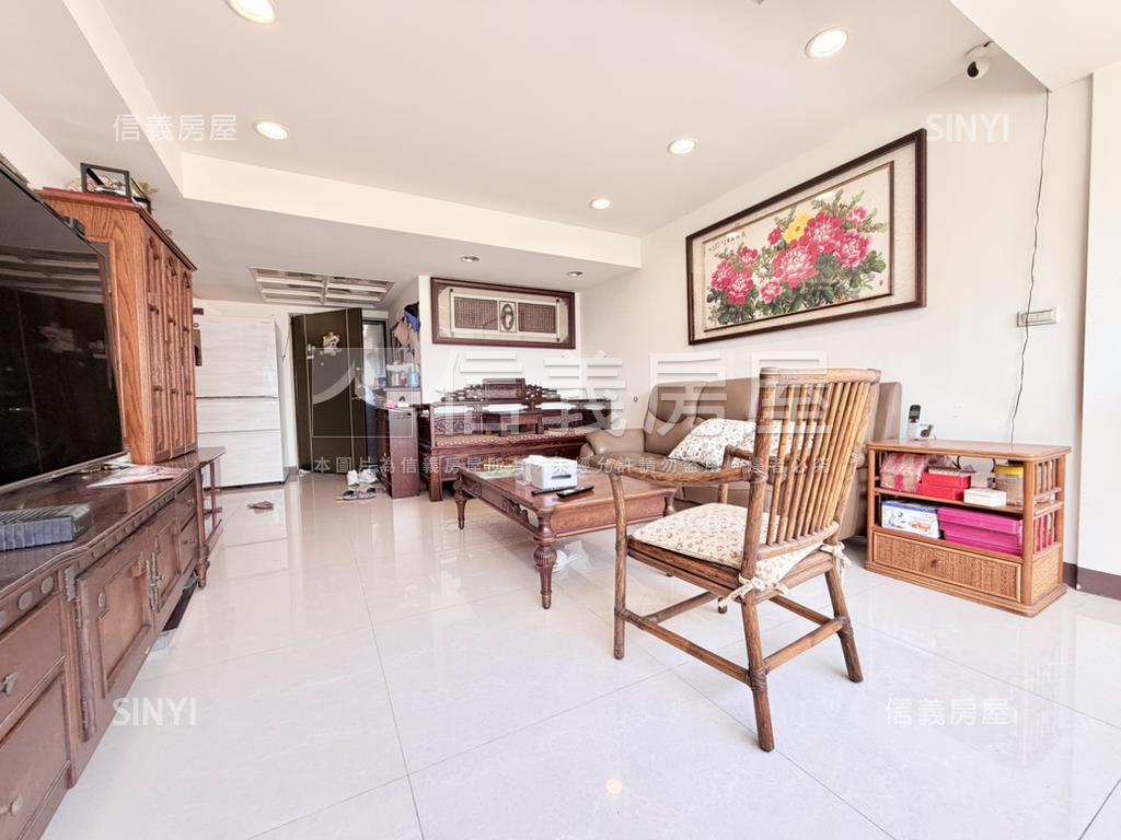 關渡大橋河景樓中樓房屋室內格局與周邊環境