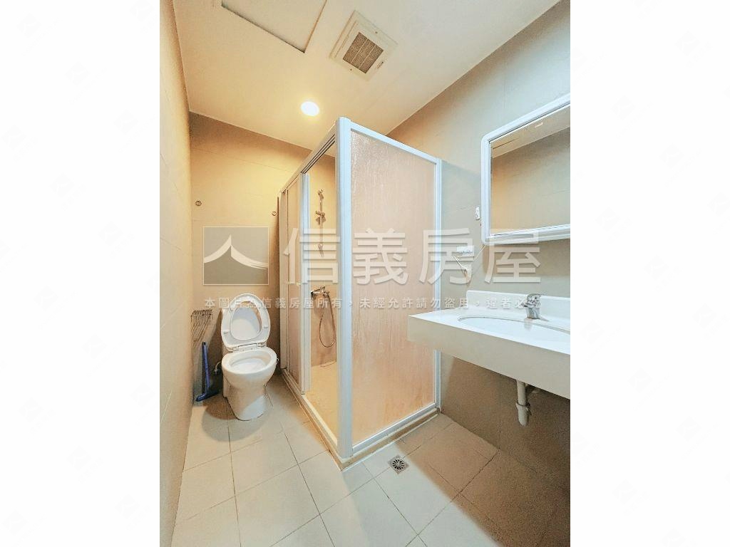 文青福氣裝潢三房車位房屋室內格局與周邊環境