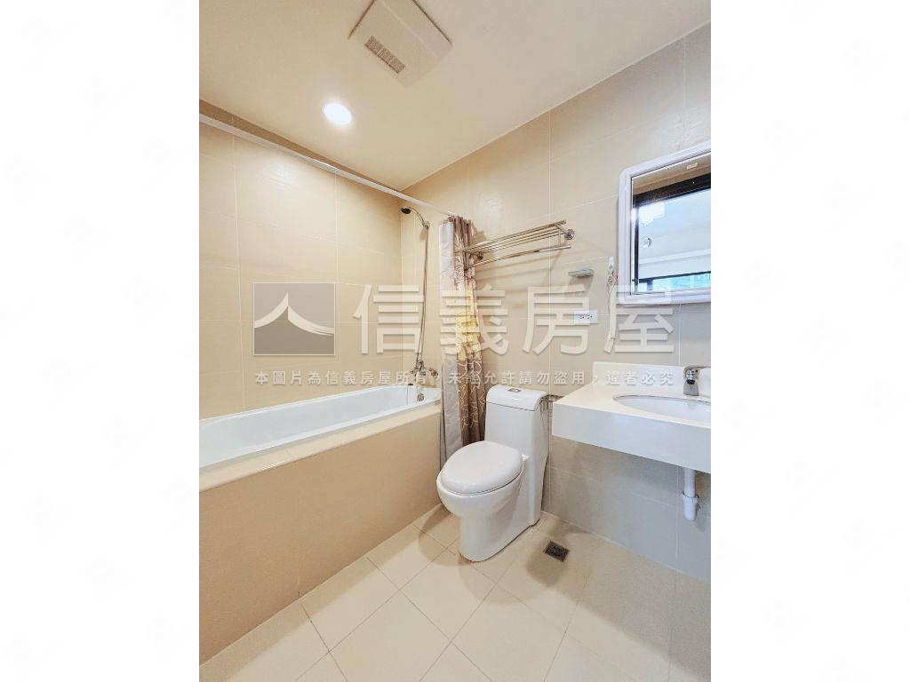 文青福氣裝潢三房車位房屋室內格局與周邊環境