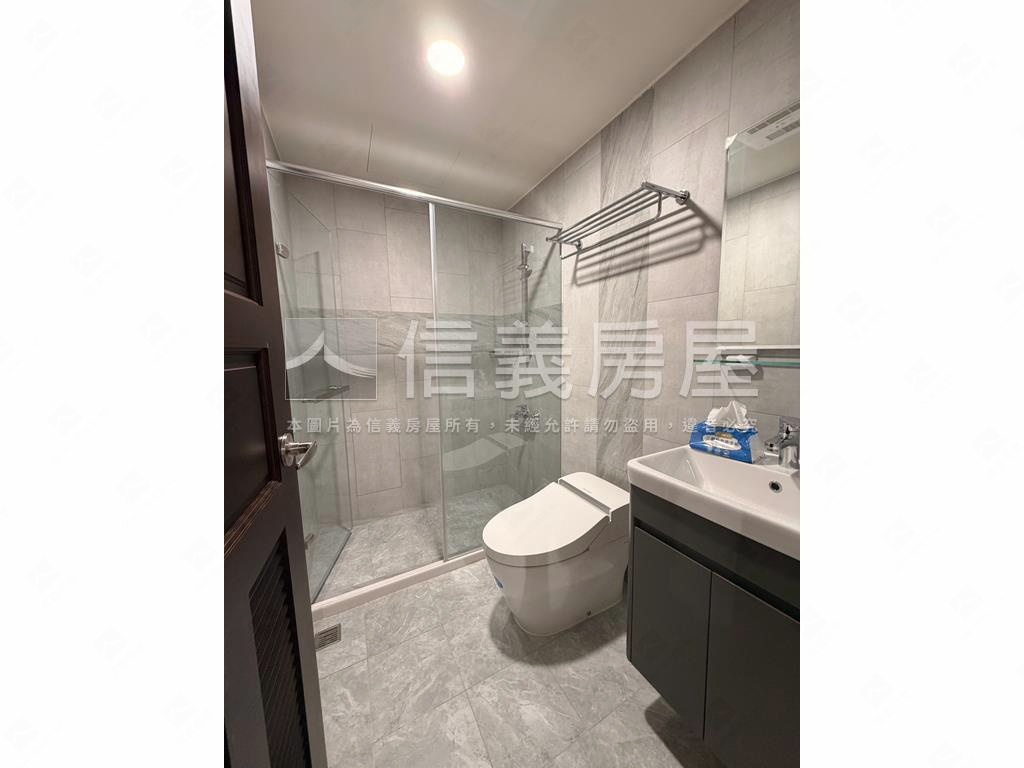 微笑昇樺高樓邊間三房車位房屋室內格局與周邊環境