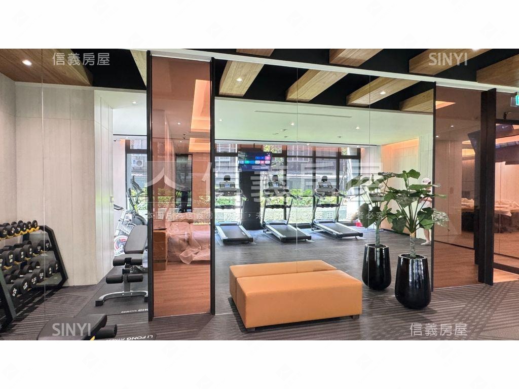 微笑昇樺高樓邊間三房車位房屋室內格局與周邊環境