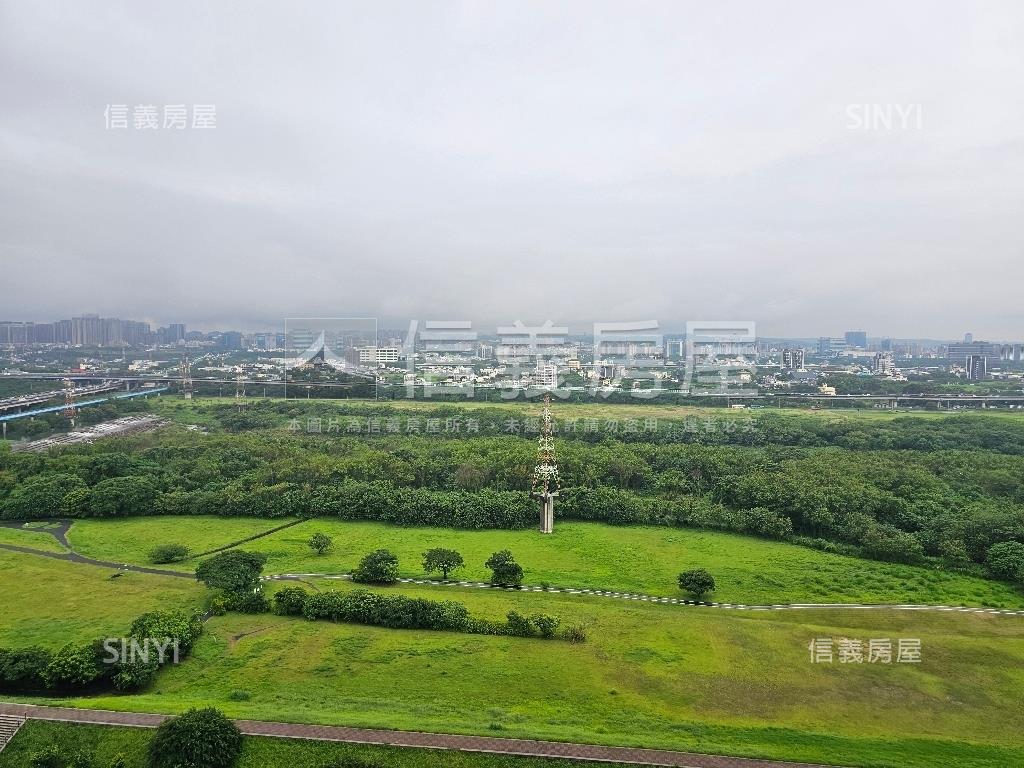 天空草原河景世界之窗房屋室內格局與周邊環境