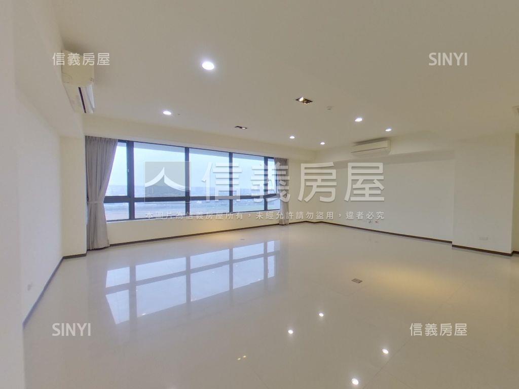天空草原河景世界之窗房屋室內格局與周邊環境