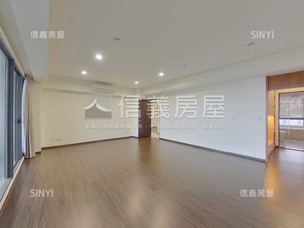 天空草原河景世界之窗房屋室內格局與周邊環境